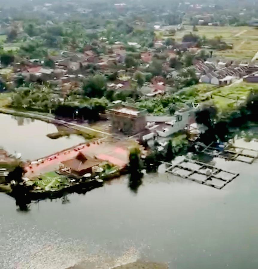 Resort & Resto Talaga Sundayana Subang Zewnętrze zdjęcie