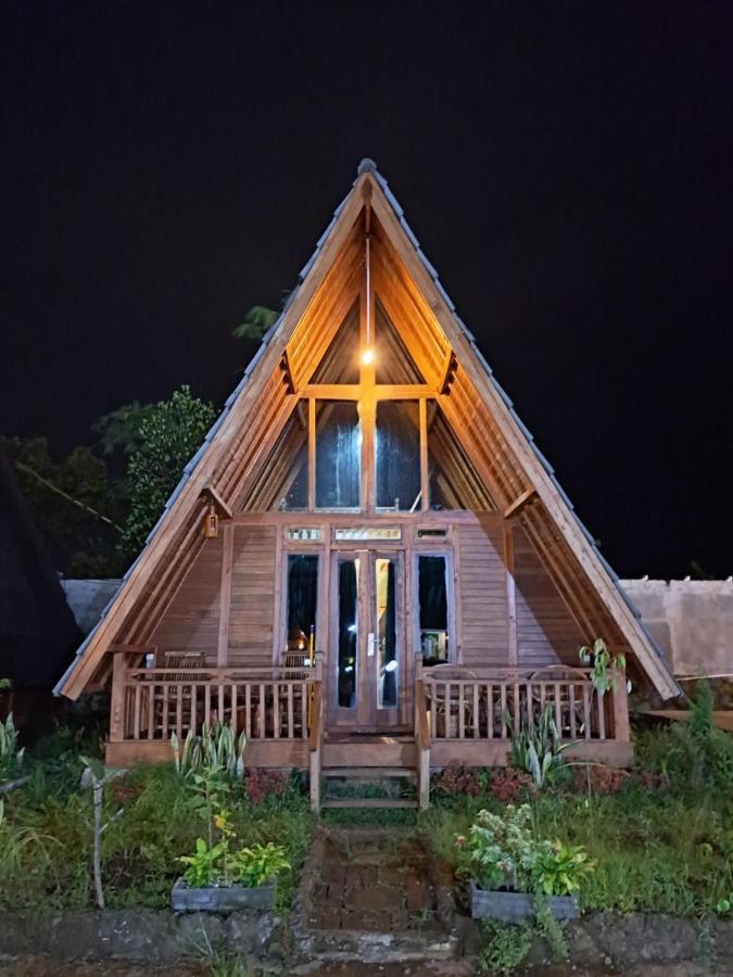 Resort & Resto Talaga Sundayana Subang Zewnętrze zdjęcie