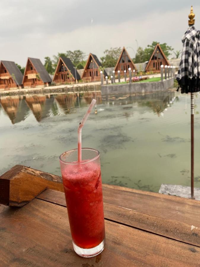 Resort & Resto Talaga Sundayana Subang Zewnętrze zdjęcie